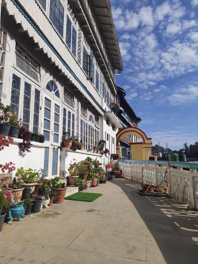 Mohraj Home Stay Bhowali Eksteriør billede