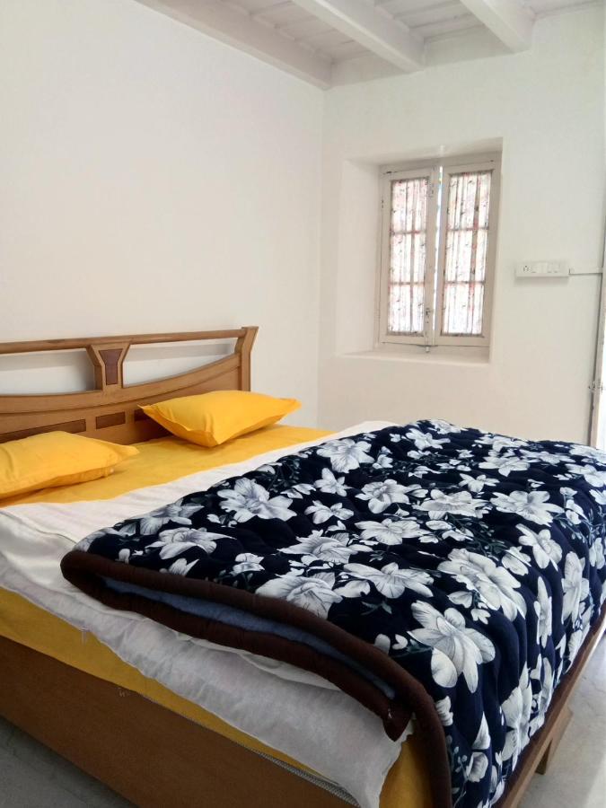 Mohraj Home Stay Bhowali Eksteriør billede