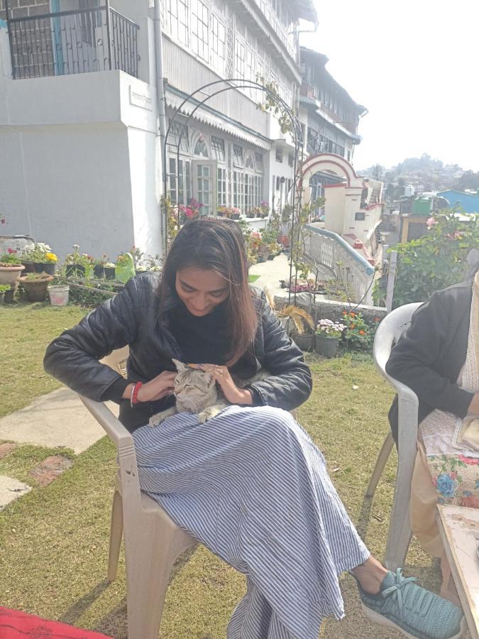 Mohraj Home Stay Bhowali Eksteriør billede