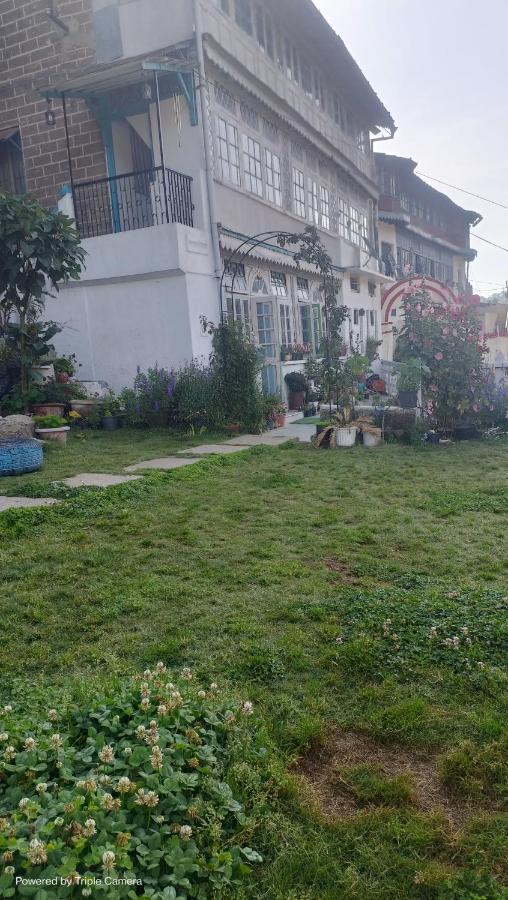 Mohraj Home Stay Bhowali Eksteriør billede
